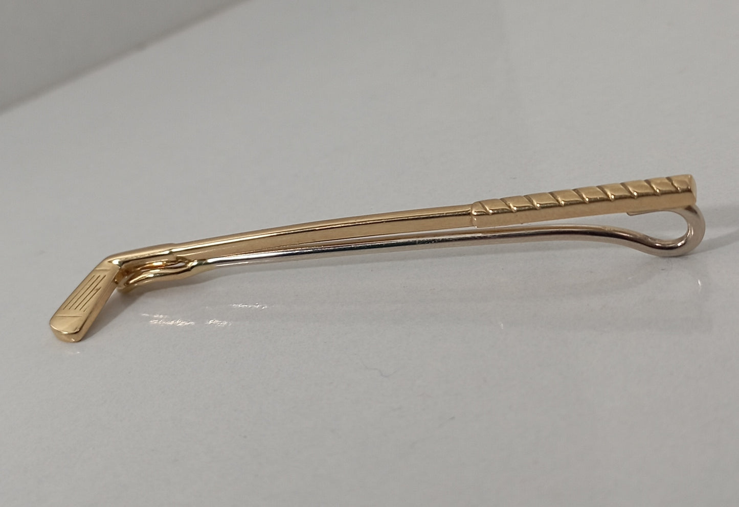 Golf Club Tie Clip made from 18k Gold from the 1980s - Perfect Gift for Golf Enthusiasts